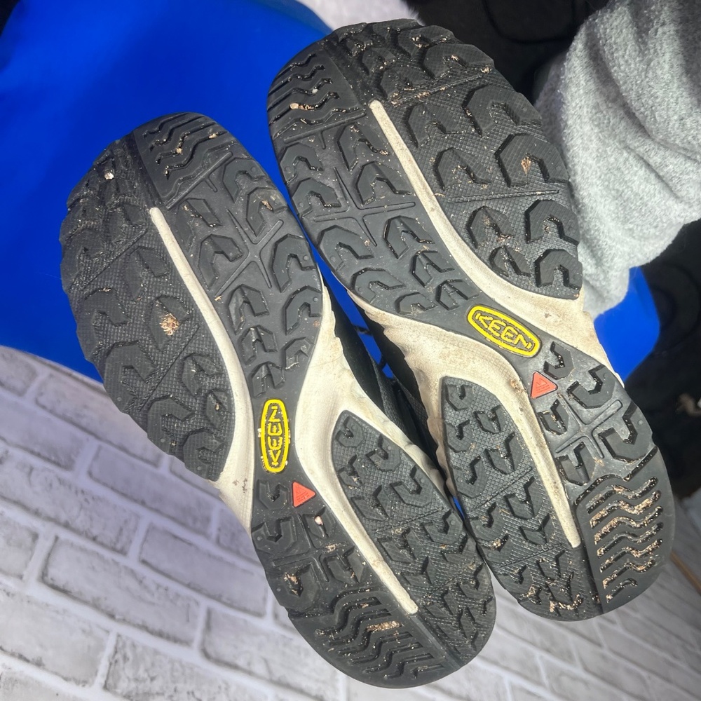 |•KEEN•| Men's Athletic Shoes Size 9 - Picture 10 of 13